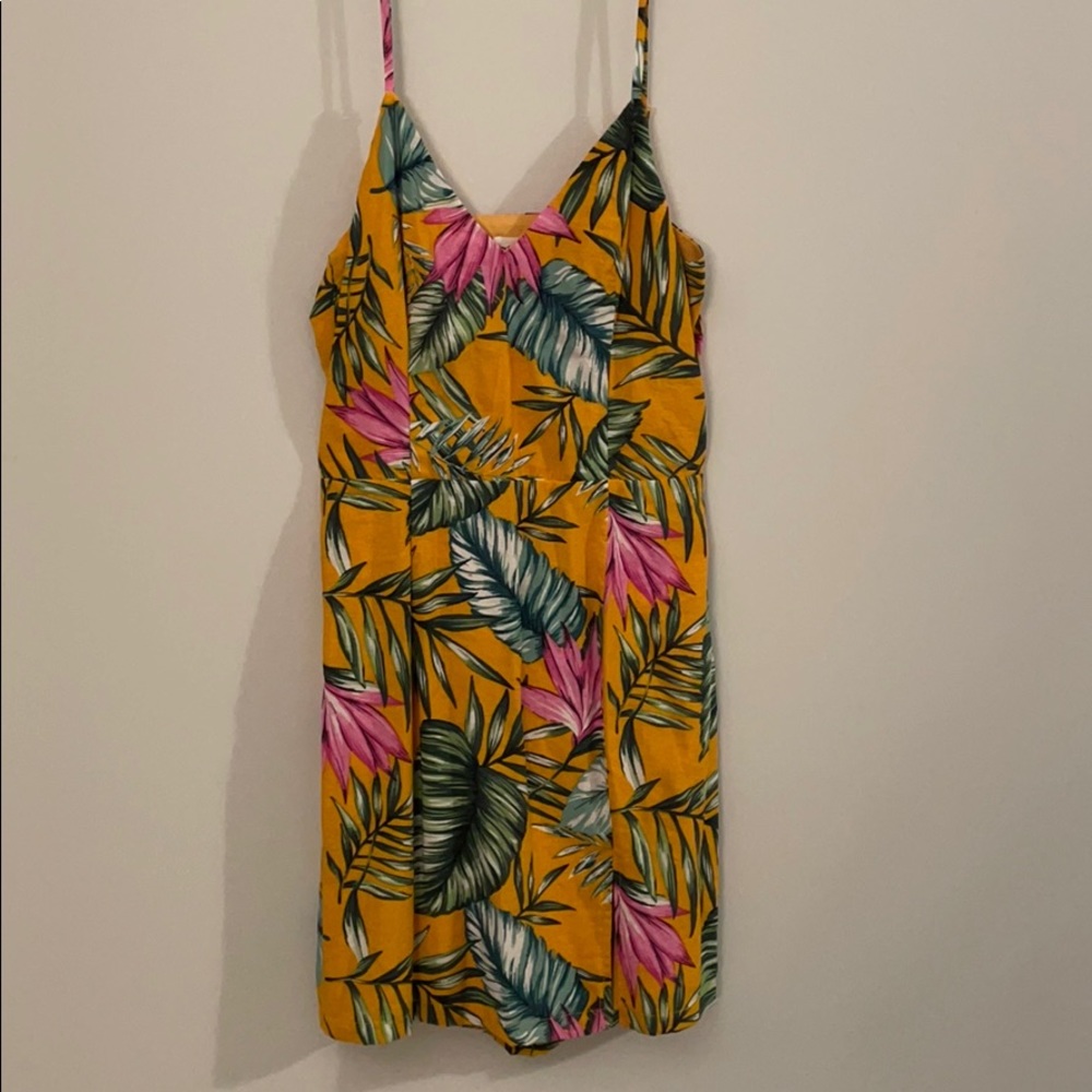 SUPER CUTE MINI DRESS!!